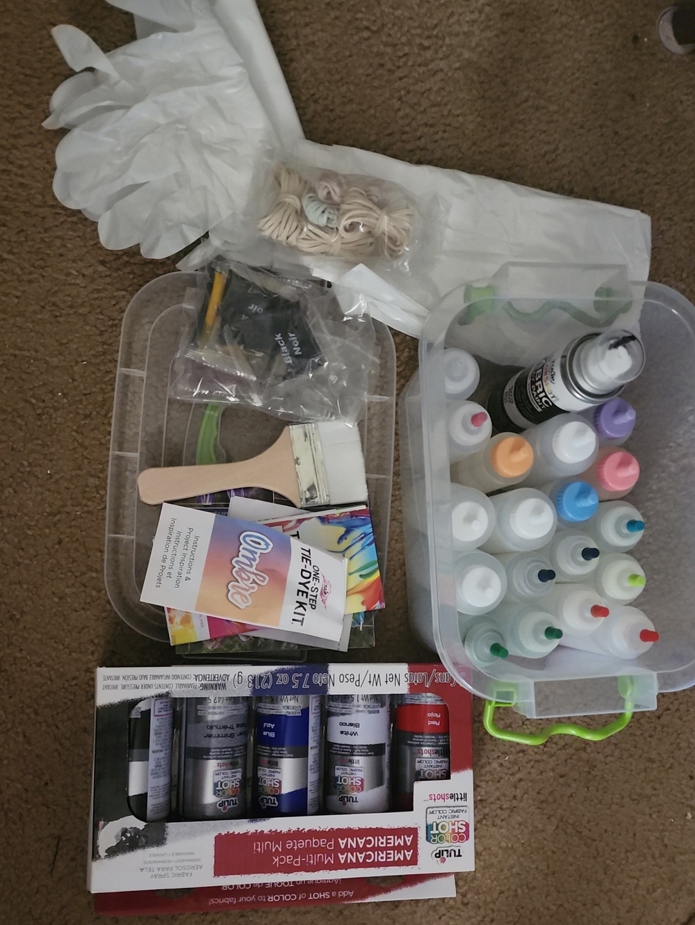 Tulip Tie-Dye Kit with Dye Bottles and Accessories - Multicolor